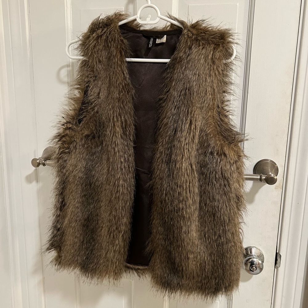 H&M Faux Fur Vest